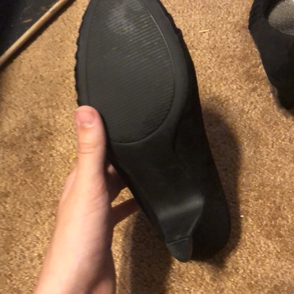 abella heels size 7 in a half - Picture 4 of 4